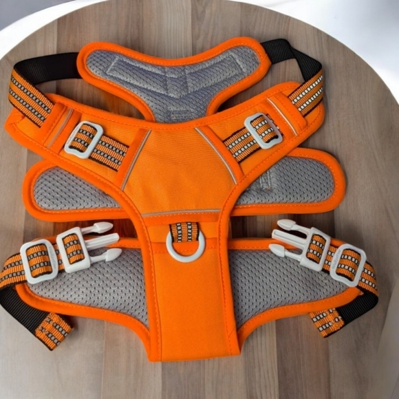 No Pull Dog Harness, New - Picture 3 of 11